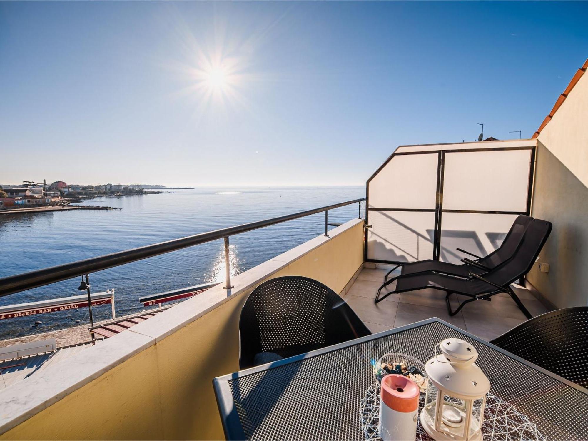 Sleek And Stylish With Sea View - Two Bedroom With Terrace *