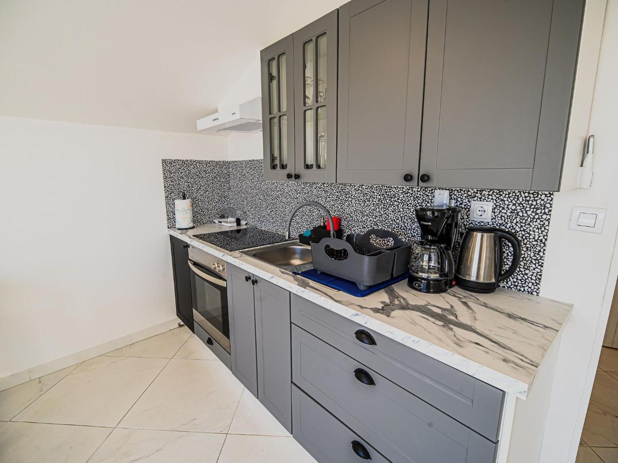Sleek And Stylish With Sea View - Two Bedroom With Terrace Apartment Umag